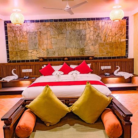 Green Park Chitwan Sauraha Exterior foto
